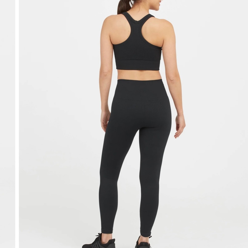 Spanx - Seamless Sculpt Ribbed Set - Picture 2 of 4